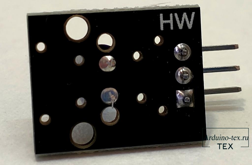 KY-002 – модуль имеет на плате датчик вибрации (удара) – SW-18015